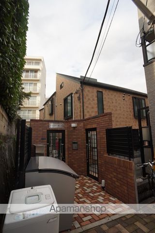 アーバンプレイス四谷三丁目の外観写真