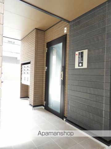 広島電鉄本線 観音町駅 徒歩12分 3階建 築4年の玄関写真