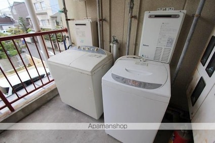 香川県高松市宮脇町１丁目[1R/17.84m2]の共用部1