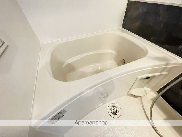ホワイトメゾン新栄の内装写真