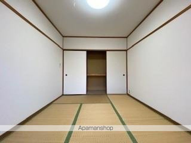 サニーハイム東出口の内装写真