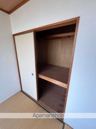 和歌山県和歌山市六十谷[2K/30.42m2]の収納