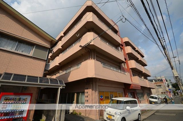 松山ビルの外観写真