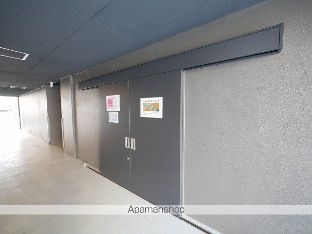SーRESIDENCE新大阪RIDENTEの玄関写真