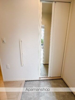 ＭＡＰＬＥテラス[2LDK/61.48m2]の玄関