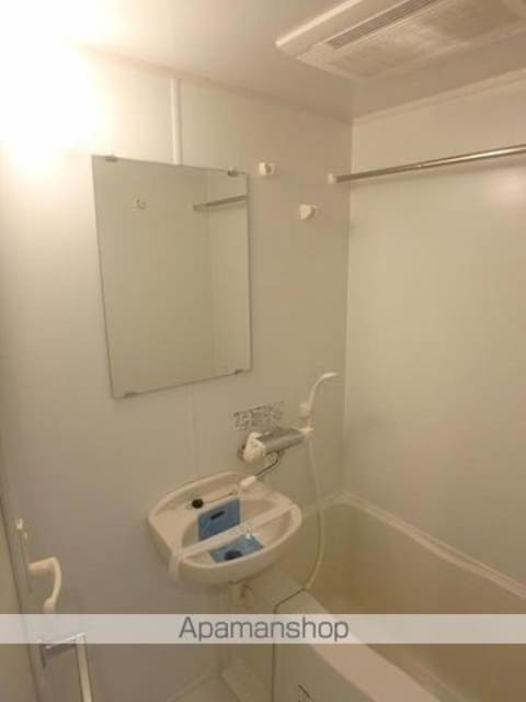 東京都新宿区弁天町[1K/20.79m2]のバス
