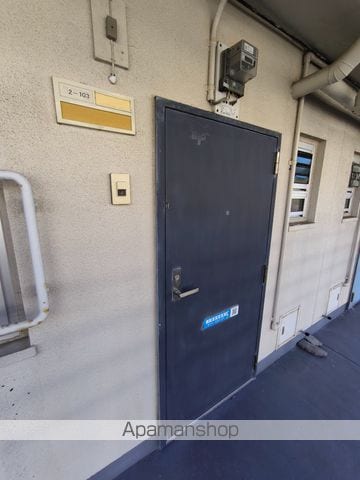 ビレッジハウス藤田2号棟の玄関写真