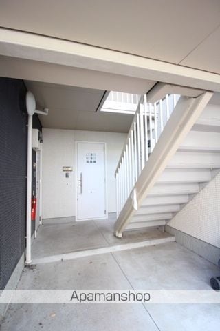 ラ・ヴィータ高屋 六番館の玄関写真
