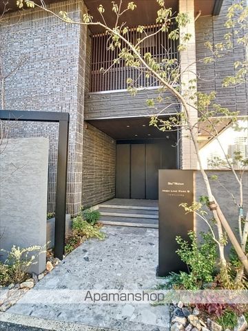 HIGH LINE PARK B棟の玄関写真