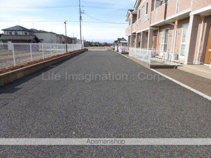 ビズ・コートＡ[2LDK/62.48m2]のロビー