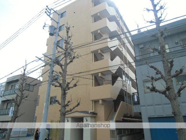 GRANDIRの玄関写真