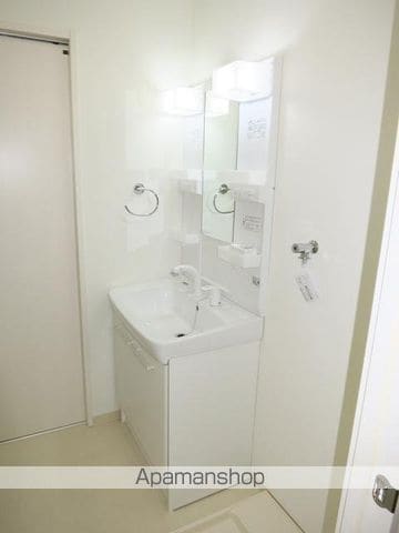 コリンヌ津田沼の内装写真