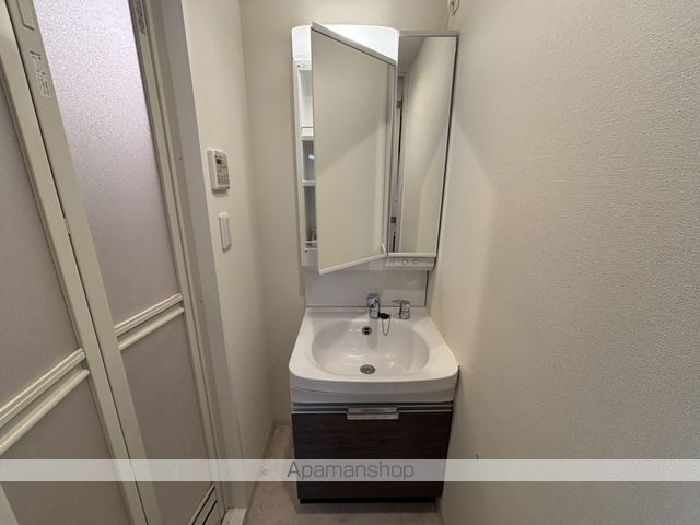 プレサンス西中島南方セレストの内装写真