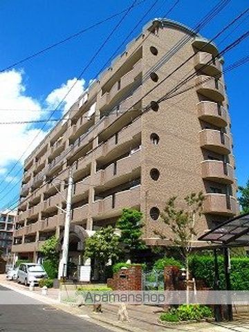 パラディ211の玄関写真