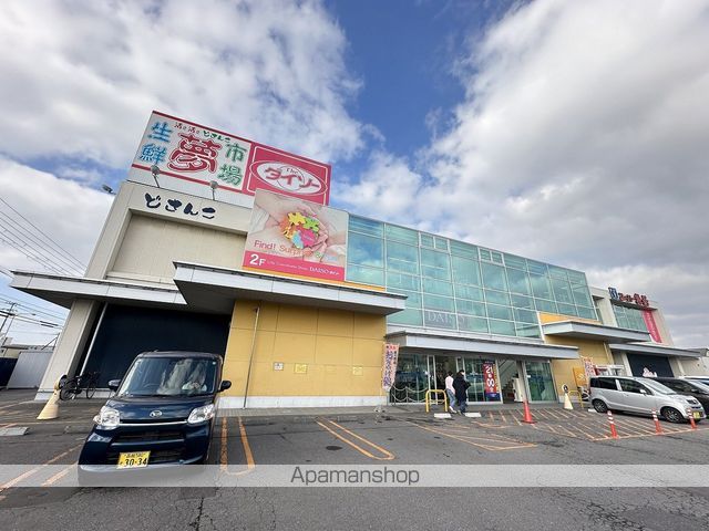 ロイヤルシティ弐番館富岡の周辺写真