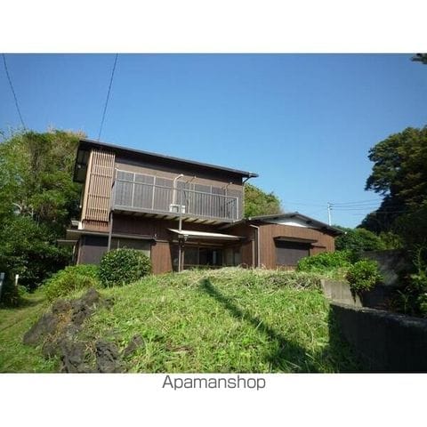 江ノ島電鉄 稲村ヶ崎駅 徒歩8分 2階建 築62年の外観写真