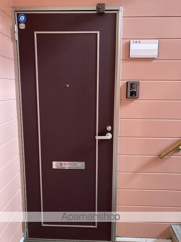 シャレー茜の玄関写真