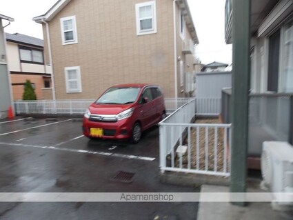 パークハウスＮＩＷＡ[2LDK/50.89m2]の駐車場