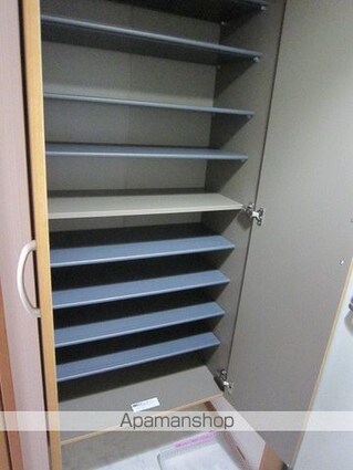 プラッツ木町[1LDK/37.77m2]の玄関