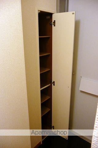 レオパレスクレスト千寿二号舘の内装写真
