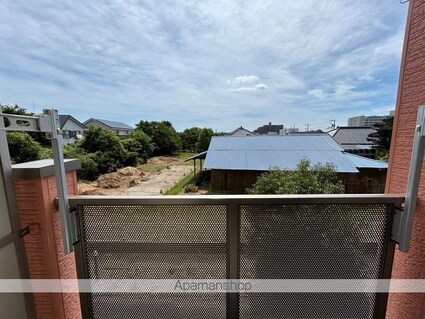 パラッツオエレガンテ[1R/27.25m2]の眺望