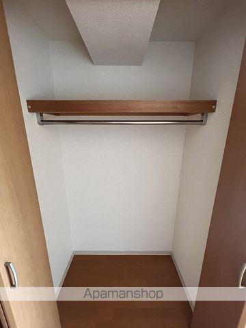 ROGE IMAFUKUTSURUMIの内装写真