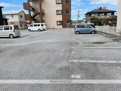 コーポサンライズ[3DK/57.15m2]の駐車場1