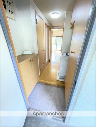 クレストンコート[1K/20.16m2]の玄関