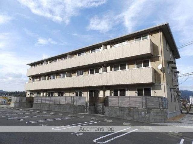 アプリコットハウス A棟の外観写真