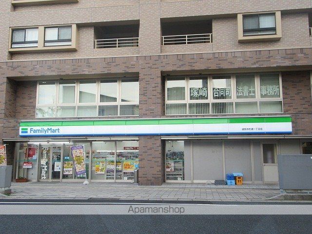 プラザ本町イーストの周辺写真