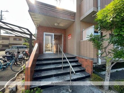 和歌山県和歌山市六十谷[2LDK/55.78m2]のエントランス1