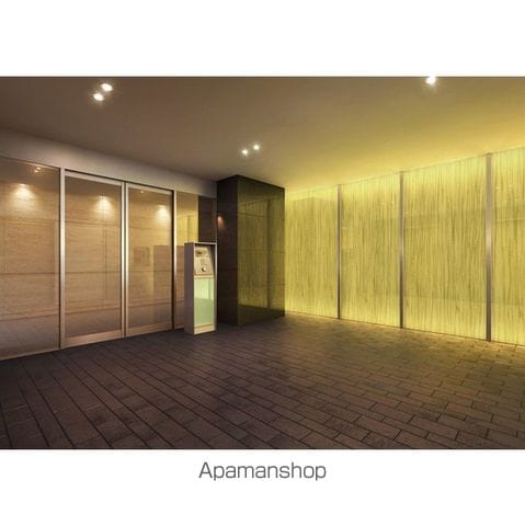コンフォリア東新宿ステーションフロントの玄関写真