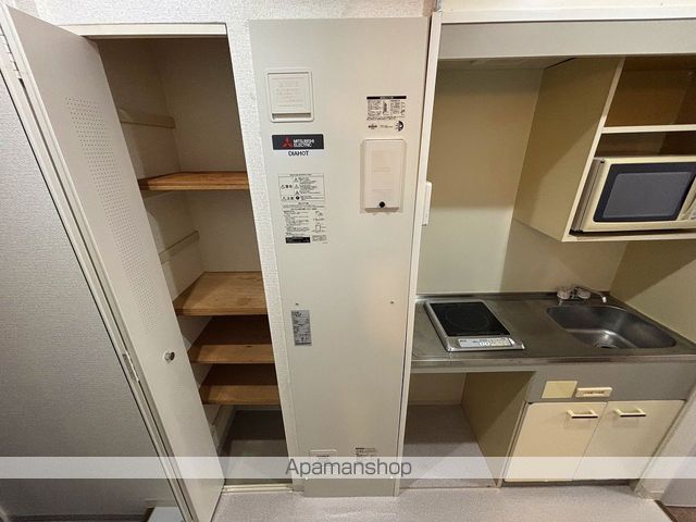 ミールズ江坂の内装写真