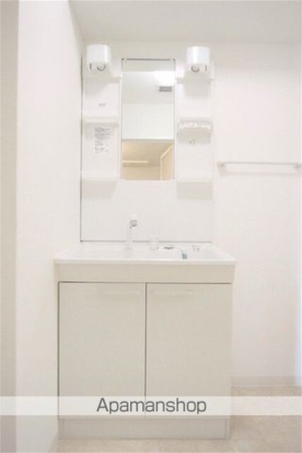 アーバン清水町[1LDK/37.5m2]の洗面所