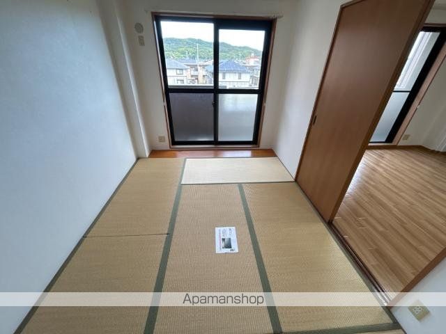 レジデンスコート東山の内装写真
