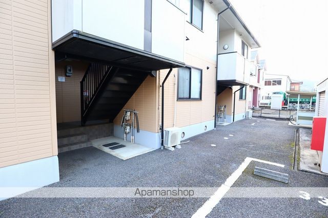 フォレスタ松永 A棟の玄関写真