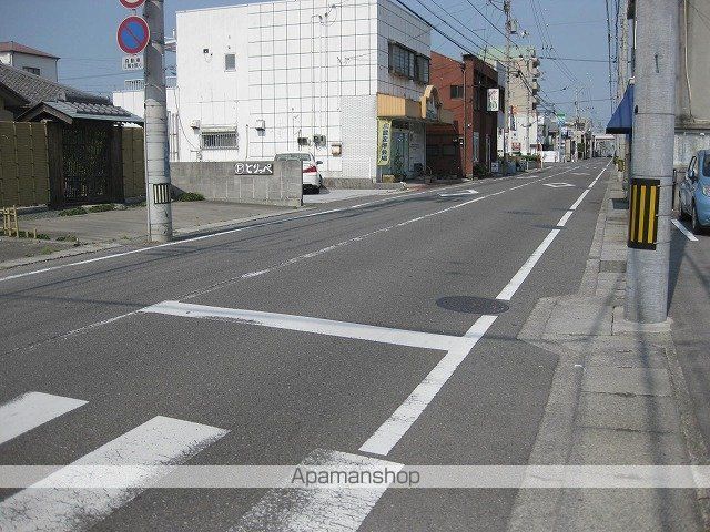 ラウルスKの周辺写真