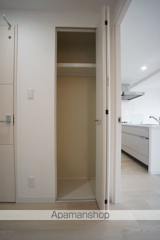 リアレクト白壁の内装写真