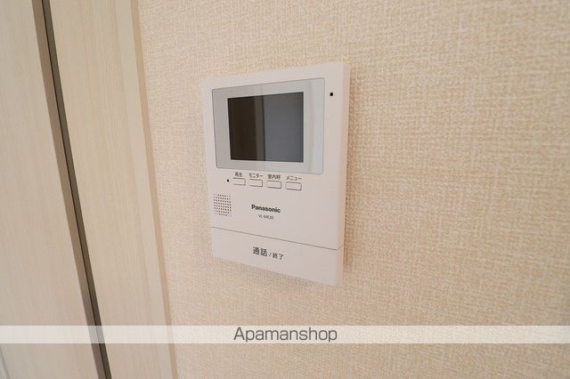 ロータスIIの内装写真