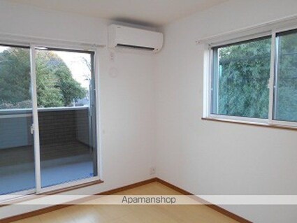 ライネスハイム・ノイ[2LDK/49.34m2]のリビング・居間3