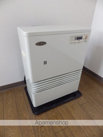ウエストサイド山の手の内装写真