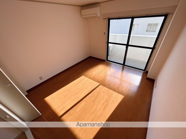 ラポール小町の内装写真