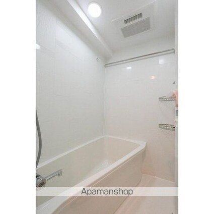 コンフォリア・リヴ品川戸越[1DK/25.36m2]のバス