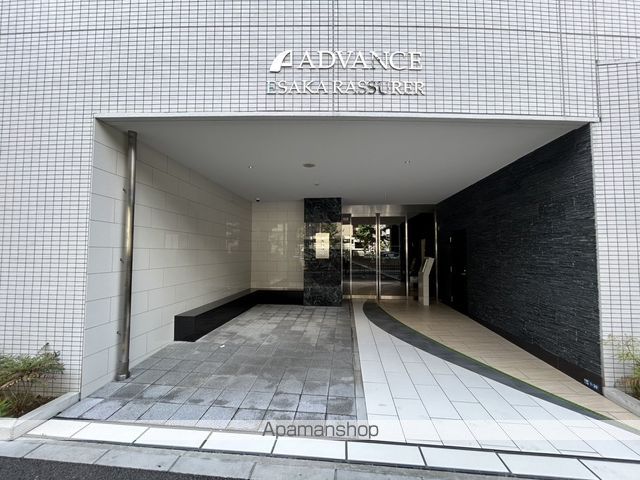 アドバンス江坂ラシュレの玄関写真