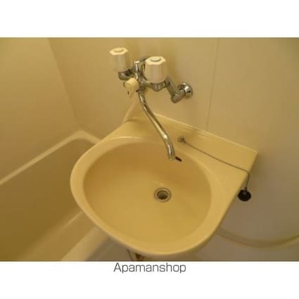 ラ・フロレスタ壱番館[1R/18.2m2]の内装4