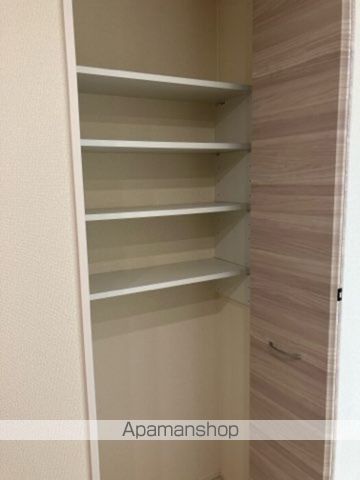 D crest 若松町の内装写真