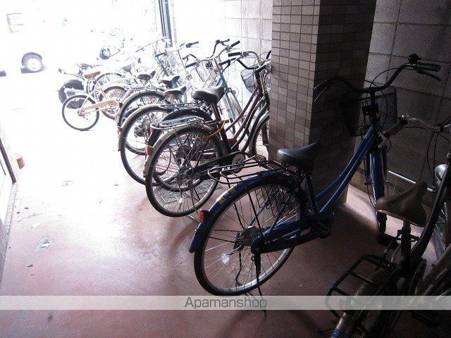 LMヒルズ堂ヶ芝の玄関写真