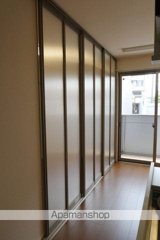 シェノア IIの内装写真