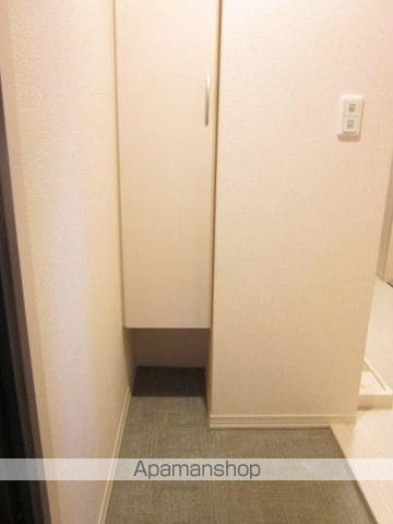 レイノーの内装写真