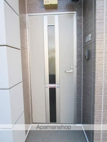 ヴィヴァーチェの玄関写真
